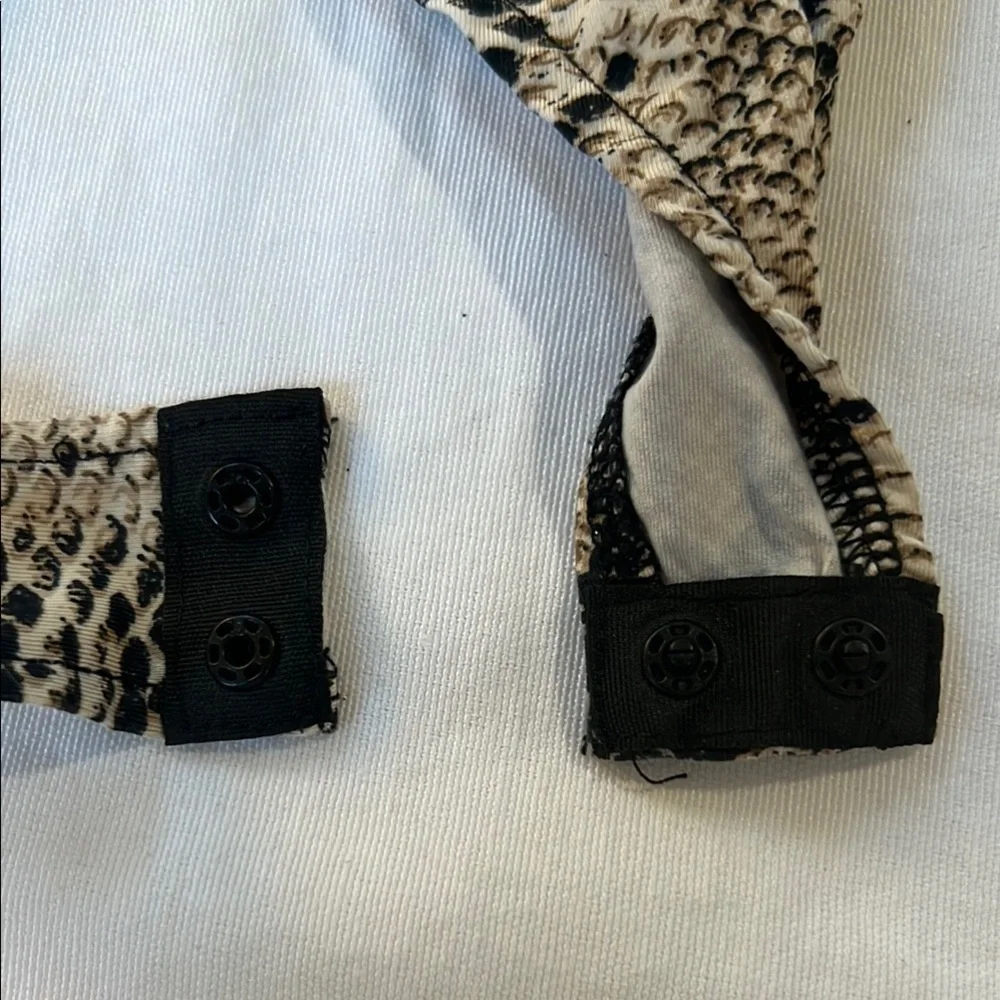 Hera Collection Animal Print Bodysuit - Picture 6 of 7